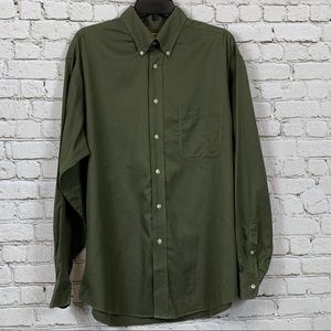 Roundtree and Yorke Gold Label Long-sleeved Button-down Dress Shirt